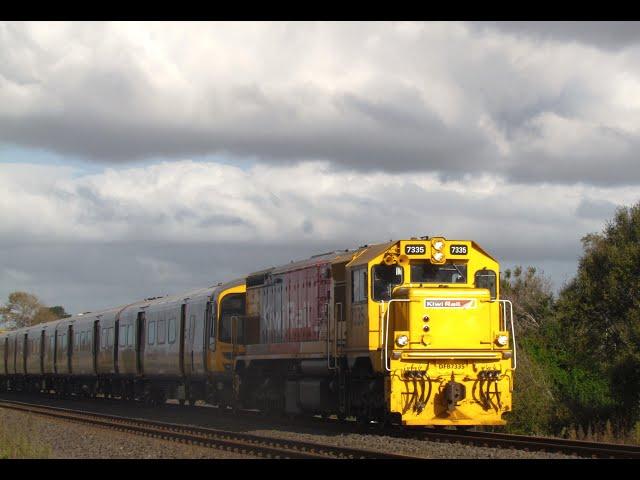 Trainspotting in Northern Waikato with  TheKiwian Trainspotting and MB Trainspotting + BOIVR