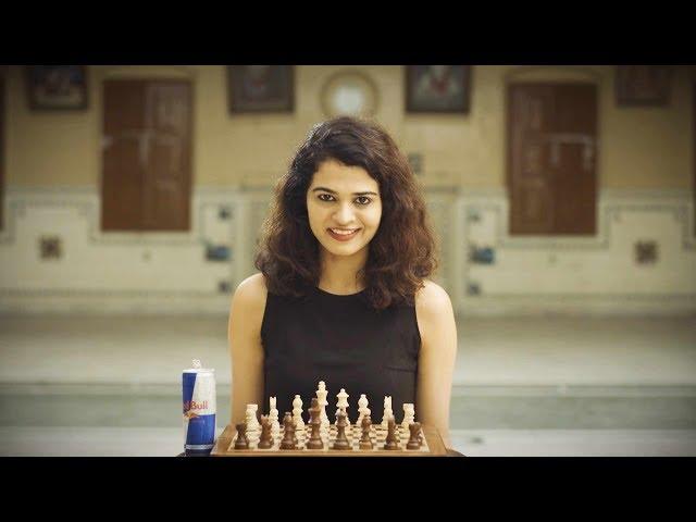 Learn how to play chess in 60 seconds w/ Tania Sachdev.