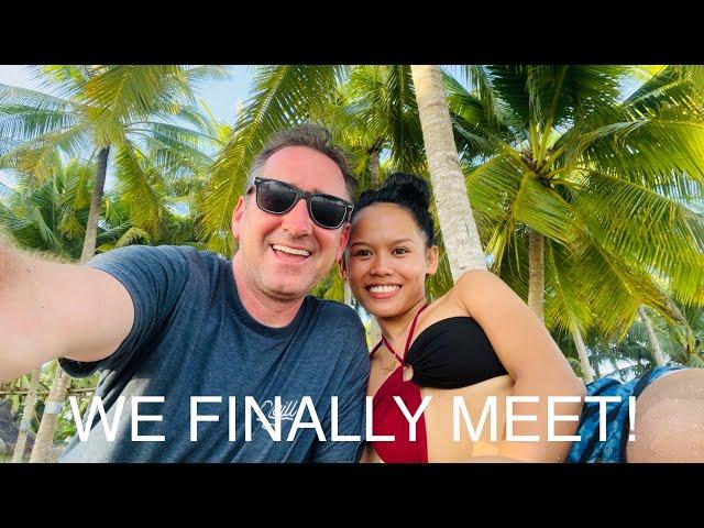 Foreigner finally meets Filipina for first time in Bohol, Philippines