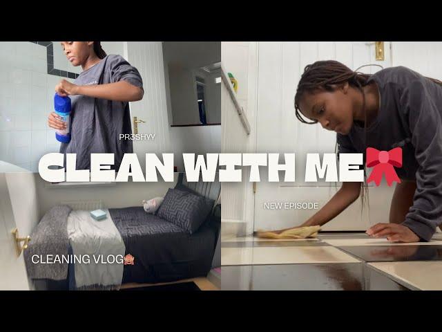 CLEAN WITH ME||CLEANING VLOG #roadto300subs #vlog #cleaningroutine #zimbabweanyoutubers