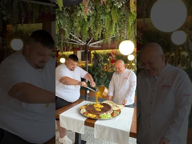 Hamburgerdeki Eksiği Yasin Cengiz Tamamladı !! #hamburger #eğlence #cheeseburger