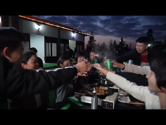 China's self-driving tours & camping boom during May Day holiday
