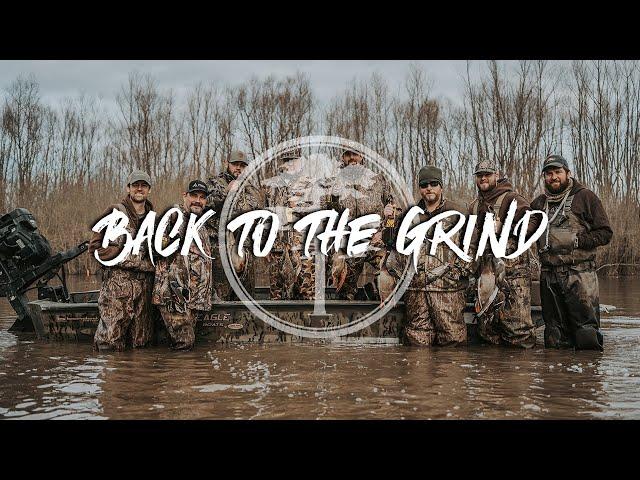 Duck Hunting- Back to the GRIND (Opening Day of Missouri)