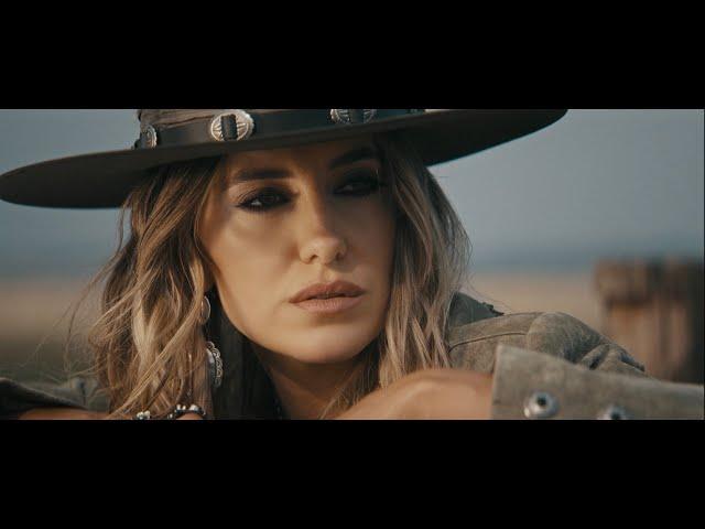 Lainey Wilson - Whirlwind (Official Music Video)