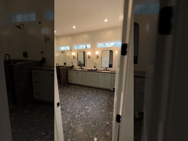 I love the over sized vanity in the primary bath!  #atx #brentwood #home #realtor #austinrealtor