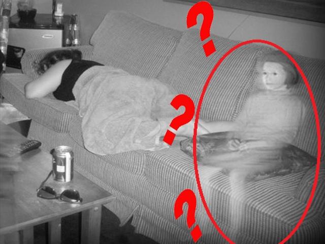 5 Real Ghosts Videos Caught On CCTV Camera! [2017] Part 1