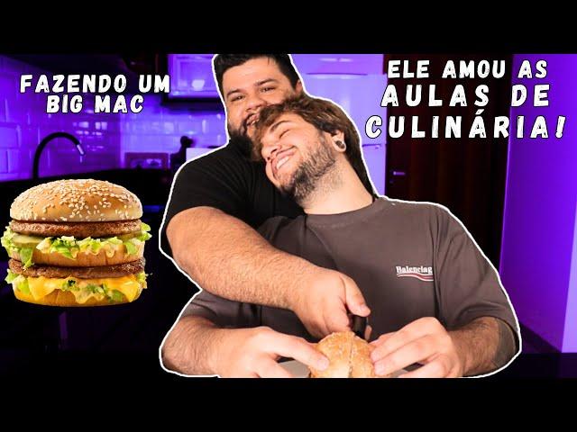 @bruninzor Aprendendo a Fazer um Big Mac com @thiagoquatroqueoficial