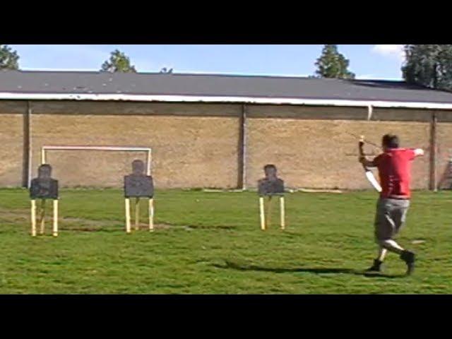 Saracen Archery: 3 arrows in 1 ½ seconds.