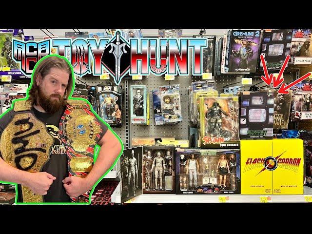 TOY HUNTING @ Target & Walmart WWE, AEW, Star Wars, Transformers, MOTU, Legends + Weekly Toy Haul