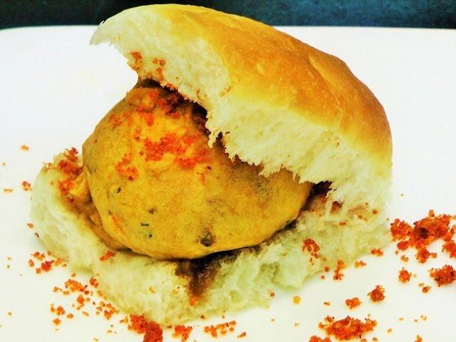 वडा पाव  | Vada Pav Recipe by madhurasrecipe | Mumbai Vad Pav | How to make Batata Vada Chutney