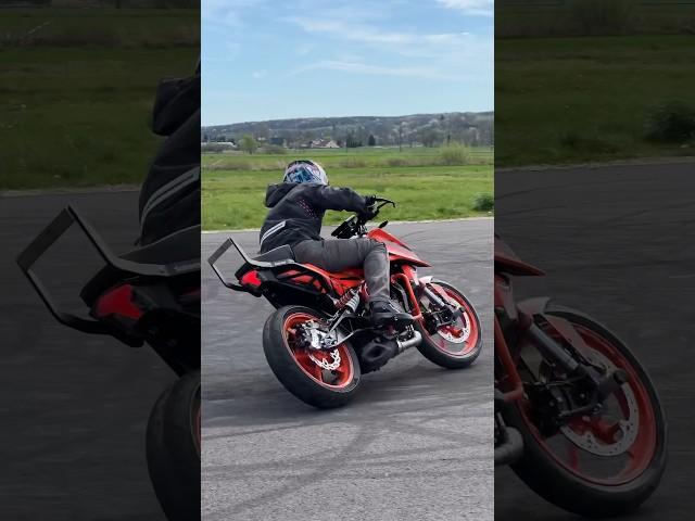 STUNT TEST 2024 KTM 390 DUKE