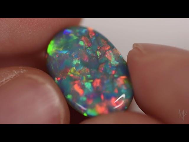 BLACK OPAL | Black Opal From Australia, Red Color | 澳洲黑歐泊，紅火歐泊 | 黒いオパール