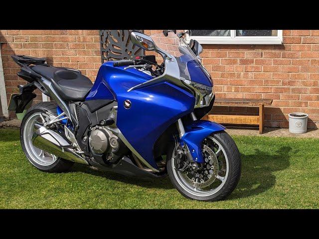 Top 5 Things I love about Honda Vfr 1200.