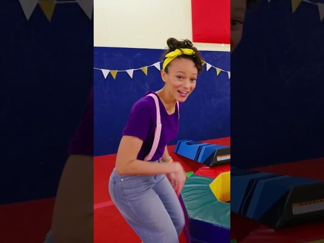 Hi Meekah! Watch Her Amazing Cartwheel! ‍️ #Shorts #Meekah #Blippi