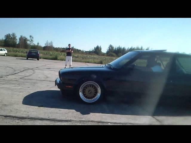 E30 S50B32 vs E30 M52B28