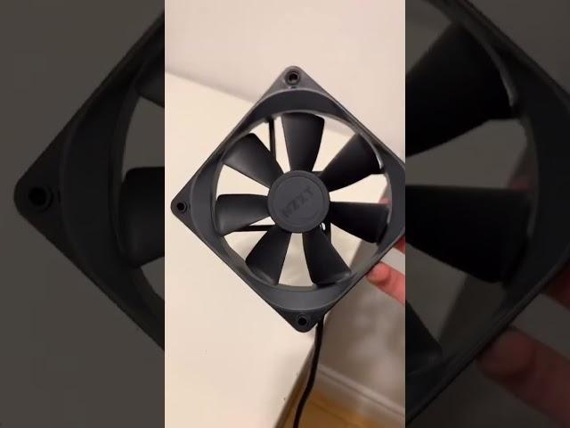 PC Fan Orientation Explained (Beginner's Guide)