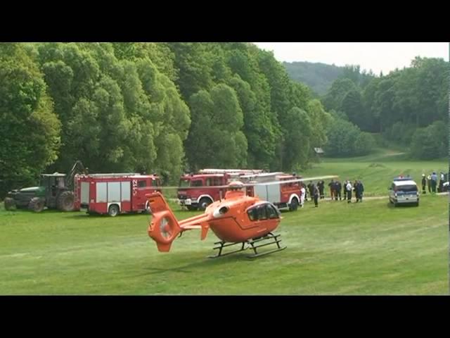 Waldarbeiter schwer verletzt: Rettungshubschrauber.mpg