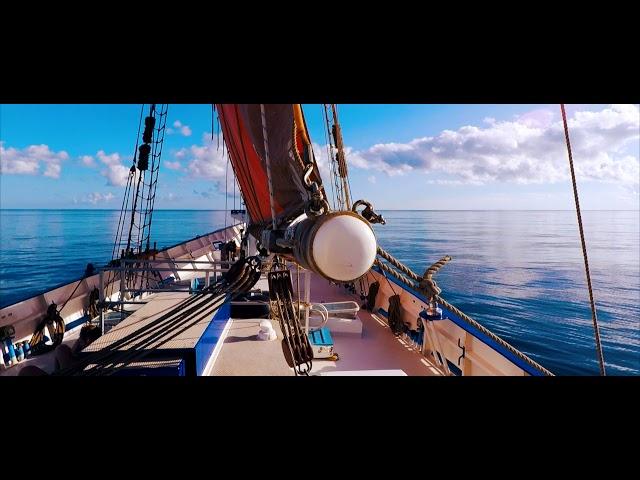 Sailing from Papua New Guinea to Australia!