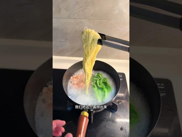5分钟搞定小学生早餐！鸡丝麻酱面#小学生早餐