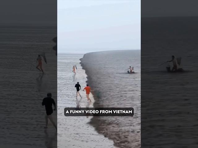 VIETNAMESE FISHERMEN VS. INCOMING TIDE!