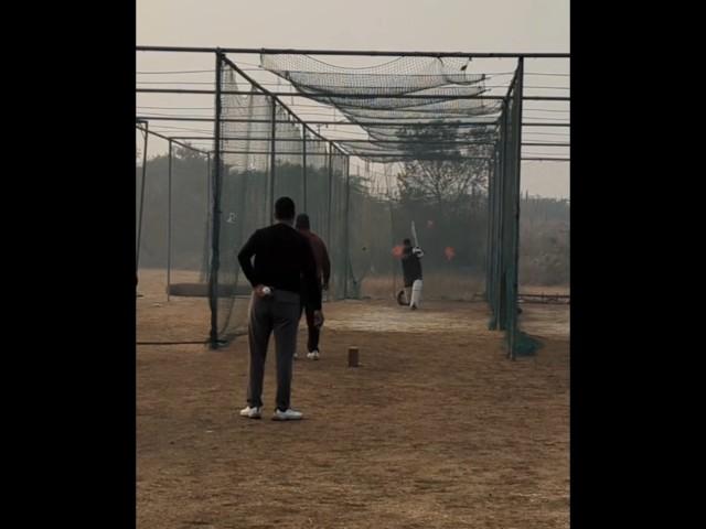 Paaji took one handed catch in nets #cricket #cricketpractice #netpractice #cricketshorts