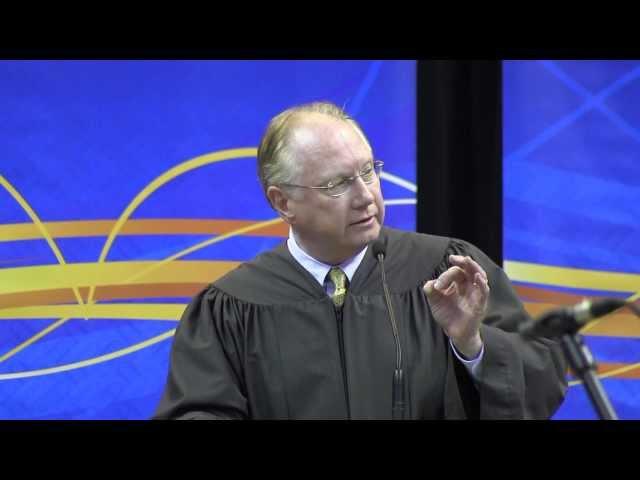 Chief Justice Kilbride delivers 2013 commencement address