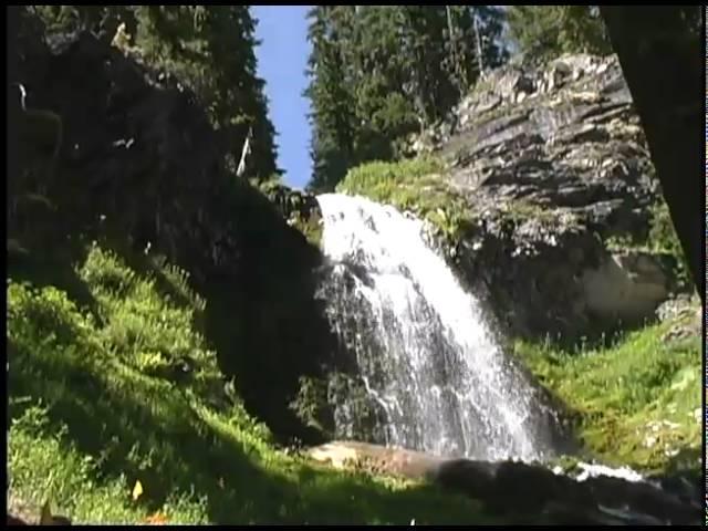 Discover Plaikni Falls - Crater Lake National Park