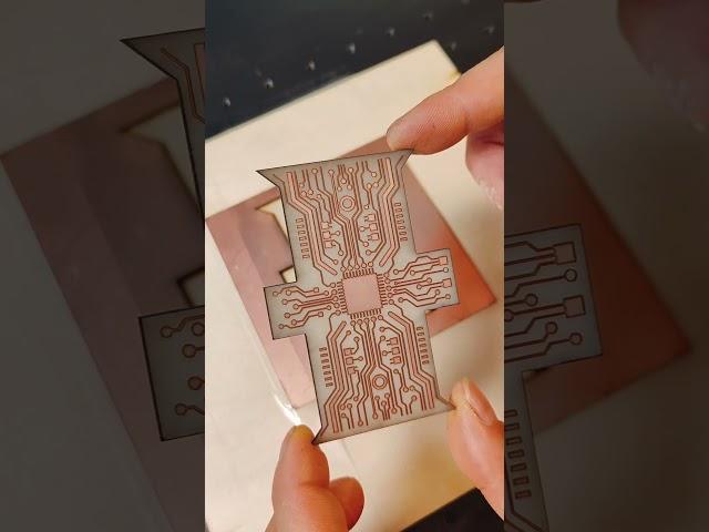 ComMarker b6 laser engraving PCB detailed process #pcb #fiberlaserengraving #laserengraving #diy