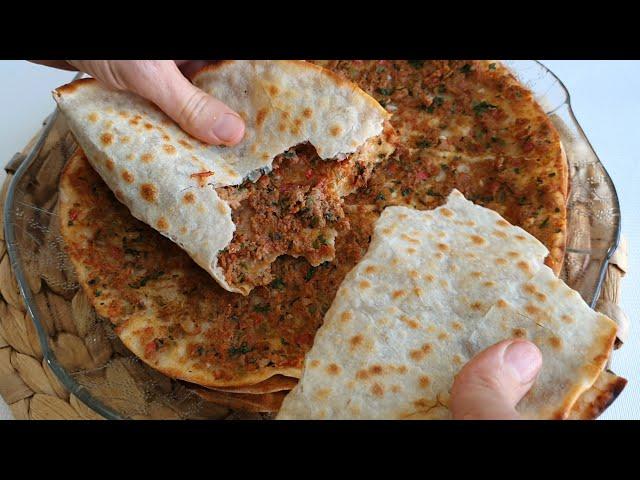 Amazing Pizza (Lahmacun) Recipe! The Best of Turkish Food