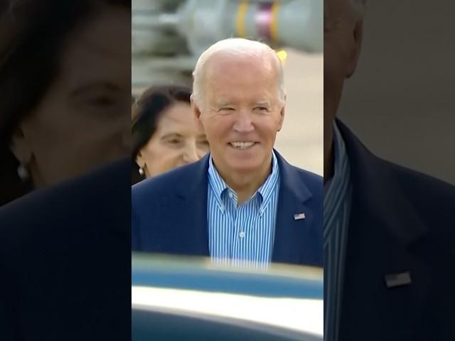 Biden Arrives in Peru for APEC Summit