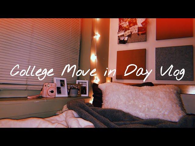 College Move In Day 2019 | Sophomore Dorm | @University of Illinois at Chicago