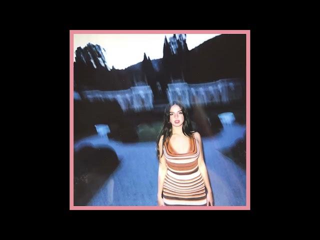 Addison Rae - Fame is a Gun