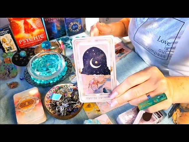 ️ AQUARIUS - "TWIN FLAME: THEY'VE BEEN RUNNING THEIR WHOLE LIFE - WILL DESTINY REPEAT ITSELF!?!" ️