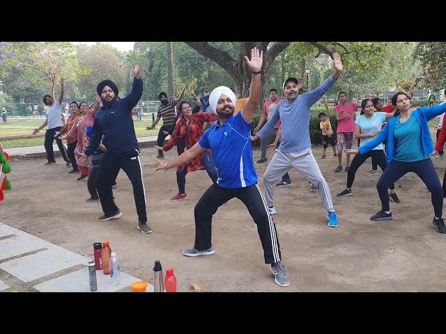 Learn Bhangra in easy way on DHOL | Bhangra Basic steps | new Bhangra steps for beginners |