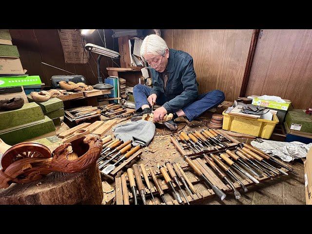 The process of making a Sumitsubo. Japan's last Sumitsubo carving master.