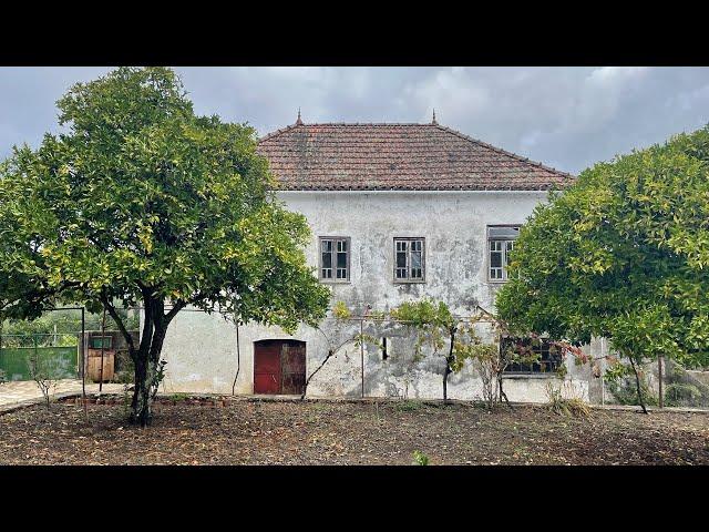 The First Viewing - What Our House Looked Like When We Bought