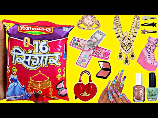 16 Singar snacks  main mujhe mile nail set  gold chain  frozen nail paint  makeup set  mirror