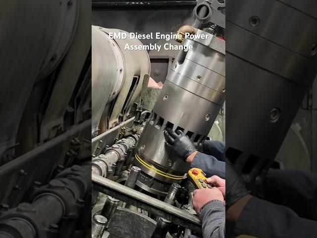 Changing a Power Assembly on an EMD Diesel Engine #emd #diesel #dieselengine #train #engine