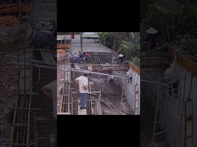 proses mengecor dak rumah jebol#shorts