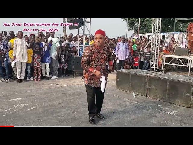 NOLLYWOOD VICTOR OSUAGWU DANCE TO IJAW MUSIC BY ALFRED IZONEBI JKING IN SAMPOU BAYELSA STATE