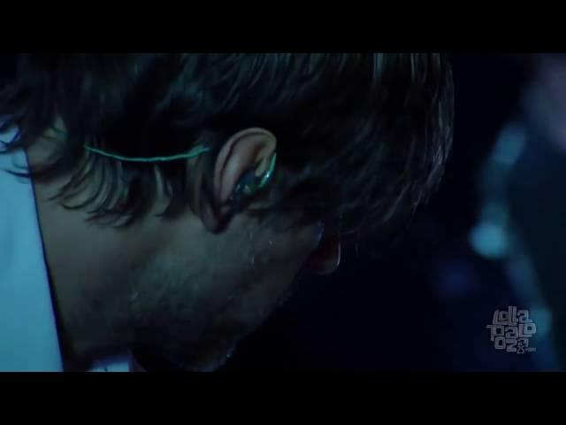 Radiohead - Everything In Its Right Place/Idioteque (Live at Lollapalooza Chicago 2016)