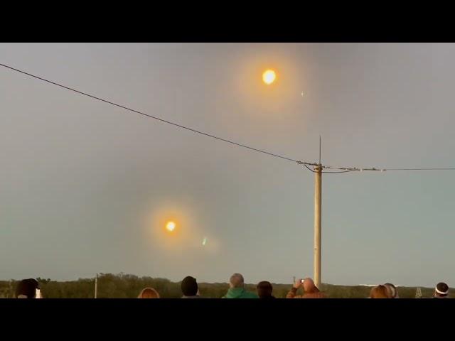 SpaceX Falcon Heavy side boosters landing