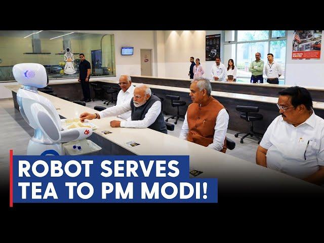 PM Modi visits fascinating Robotics Gallery at Gujarat Science City!