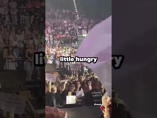 Billie Eilish Ate Takis On Stage!