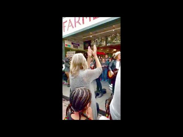 Brandi Carlile and Dave Grohl surprise busking at Seattle's Pike Place Market.   All 4 songs!