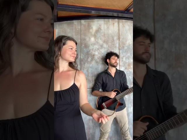 Nablo Vibes performing "Electric Feel" (Cover) for a Wedding in Costa Rica Punto de Vista