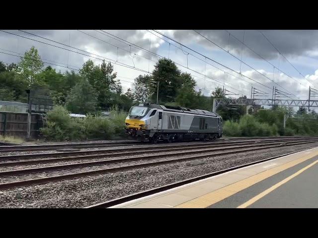 Chiltern 68012 thunders through Tamworth 09/08/21