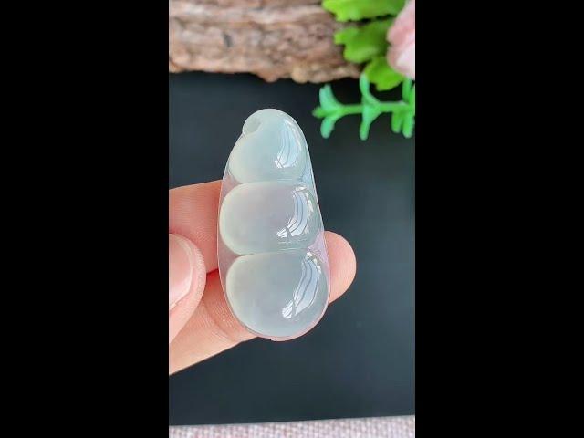 翡翠玉器A貨玉糯冰種福豆玉吊墜   Natural jade jewellery type-A jadeite bean pendant