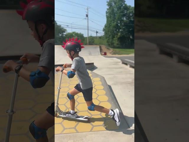 NicksFx scootering tricks #shorts #scooter #NickFx #skatepark