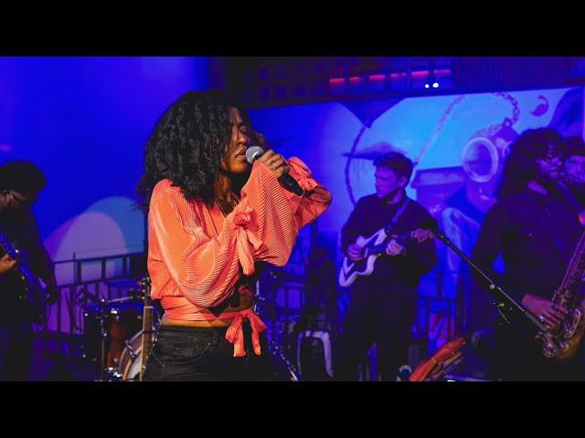 Anhayla - "Somebody Else" (Live Performance)